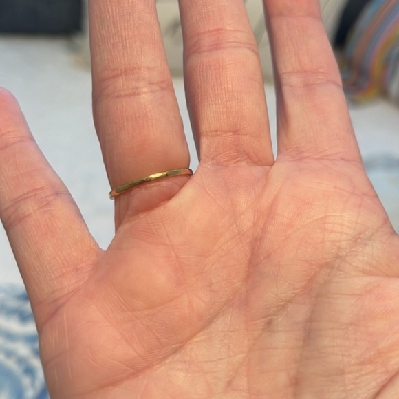 Emerald ring with diamond accents - Picture 4 of 4